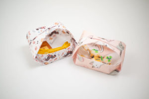 【無料ペーパー配布あり】猫柄がかわいい♡折り紙1枚で作れる「小物入れカゴ」の作り方【写真で解説】