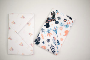 無料で作れる!犬柄デザインペーパーで簡単ポチ袋の作り方|かわいいテンプレート付き