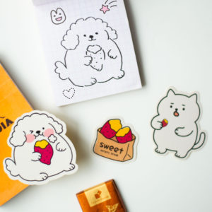 【焼き芋ステッカー】癒し系キャラ「プッチー＆ニャッフィー」4枚セット｜防水・耐光でPC・スマホにも長持ち！